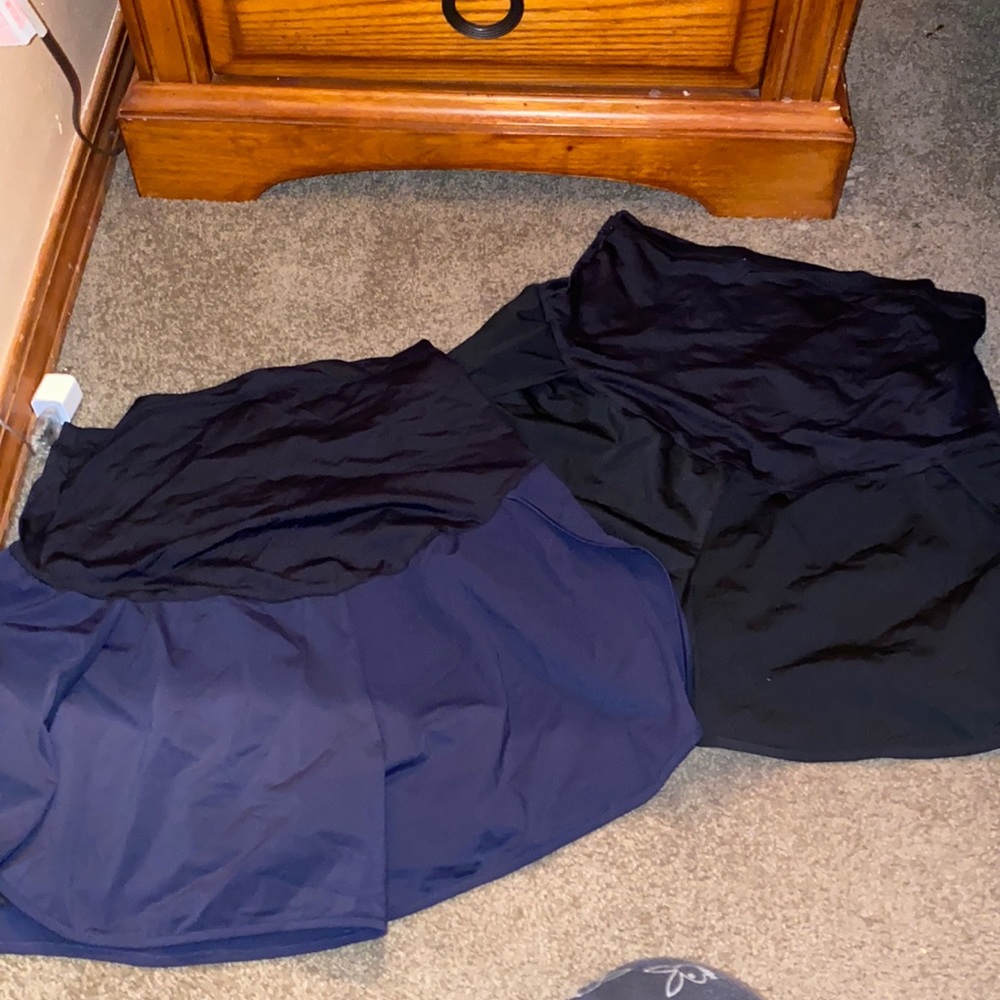 2 Pairs Athletic Maternity Shorts